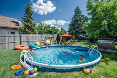 Vous pensez installer une piscine hors sol cet été ? Voici les règles 2024 à ne pas ignorer pour rester dans les clous !