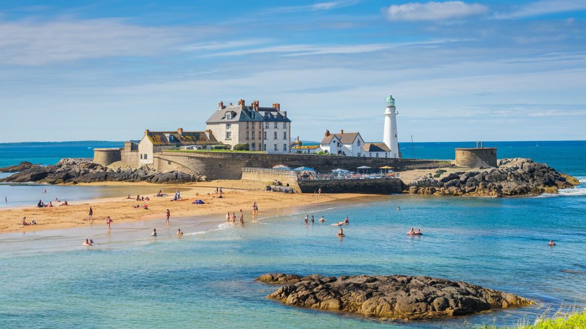 Découvrez pourquoi cette île bretonne sera la star des vacances d'été 2024