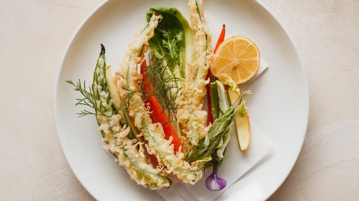 Gourmandise asiatique : tempura végétalien de légumes, croustillant et léger