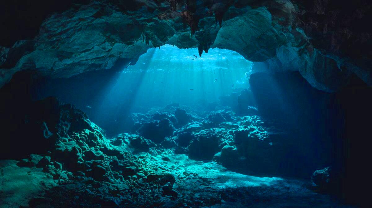 sous la surface : découverte d'un océan souterrain dépassant largement les océans connus